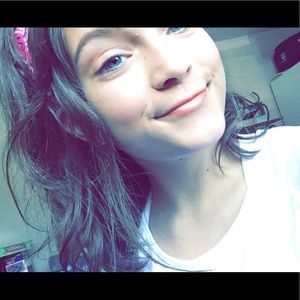 Meet your Posher, Isabella